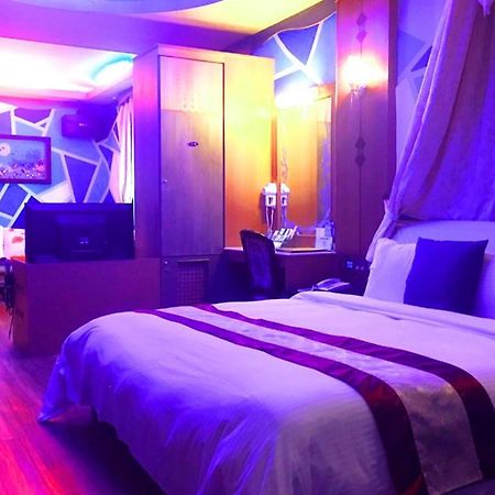 Swan Lake Motel Гуйшан Екстер'єр фото